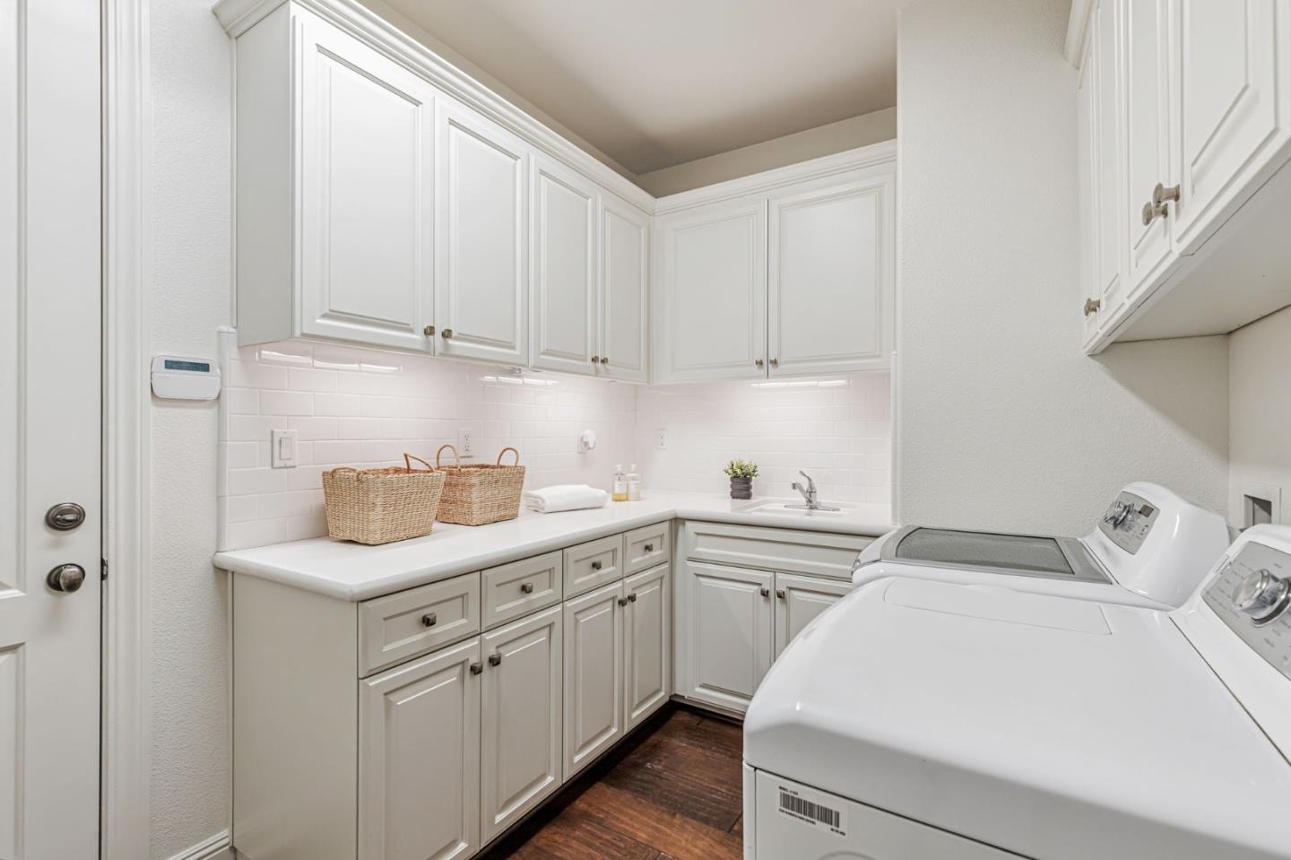 Detail Gallery Image 28 of 70 For 325 Peebles Ave, Morgan Hill,  CA 95037 - 5 Beds | 3/1 Baths