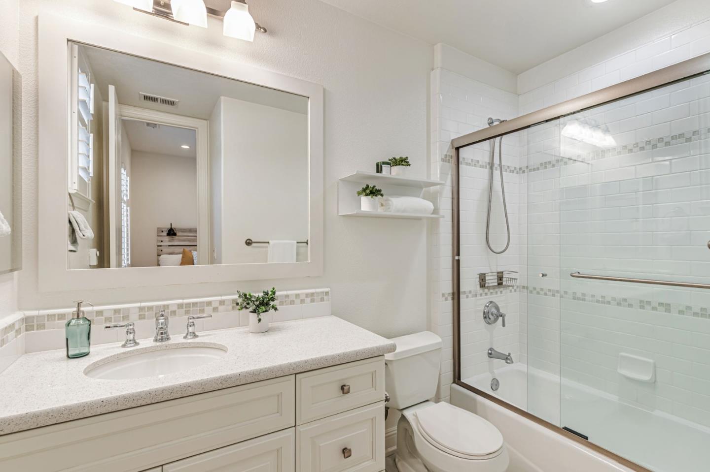 Detail Gallery Image 33 of 70 For 325 Peebles Ave, Morgan Hill,  CA 95037 - 5 Beds | 3/1 Baths