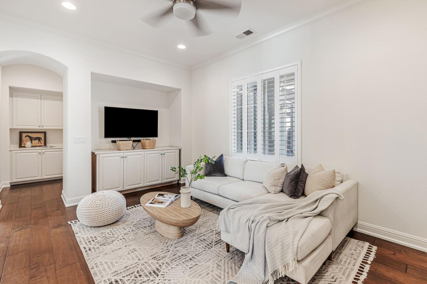 Detail Gallery Image 36 of 70 For 325 Peebles Ave, Morgan Hill,  CA 95037 - 5 Beds | 3/1 Baths