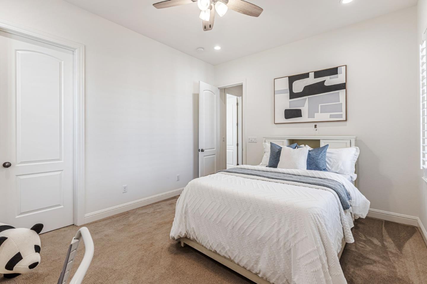 Detail Gallery Image 43 of 70 For 325 Peebles Ave, Morgan Hill,  CA 95037 - 5 Beds | 3/1 Baths