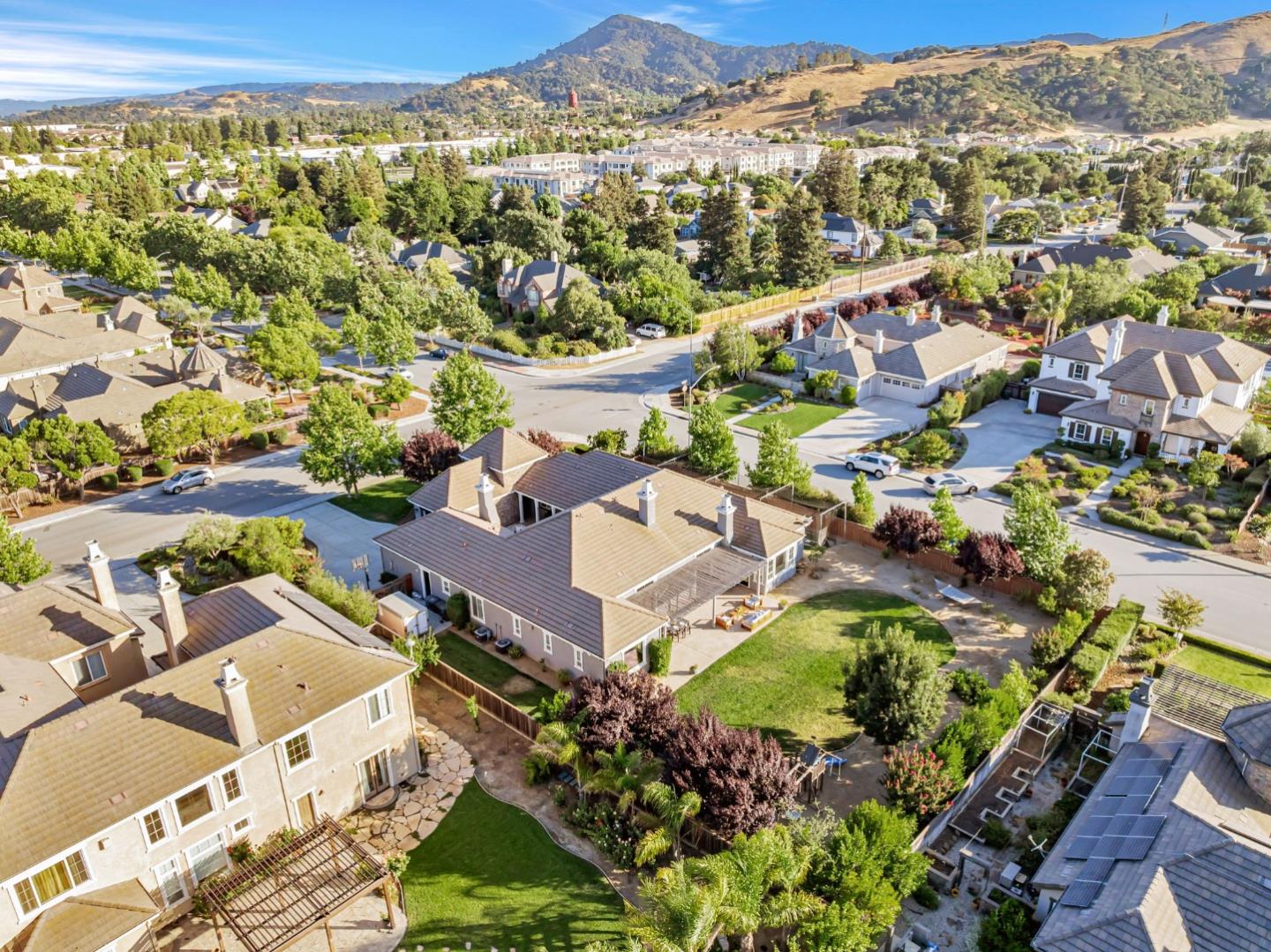 Detail Gallery Image 67 of 70 For 325 Peebles Ave, Morgan Hill,  CA 95037 - 5 Beds | 3/1 Baths