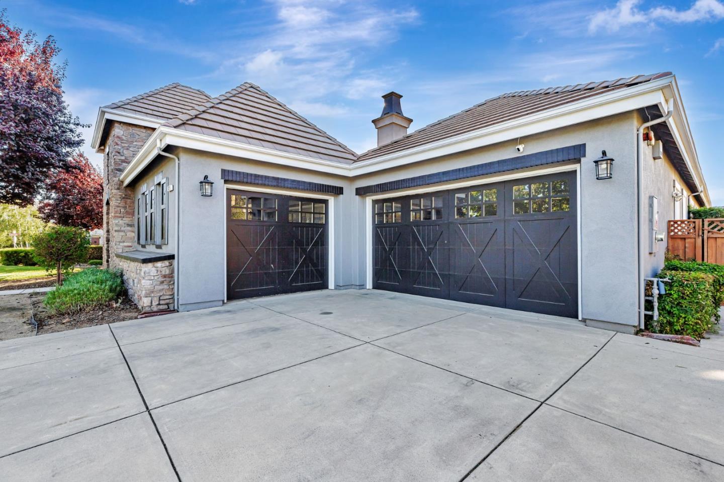Detail Gallery Image 7 of 70 For 325 Peebles Ave, Morgan Hill,  CA 95037 - 5 Beds | 3/1 Baths
