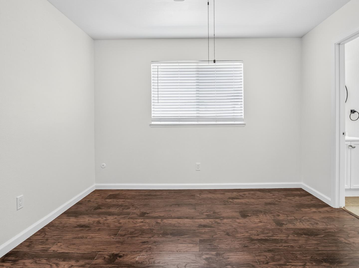 Detail Gallery Image 23 of 34 For 129 Kiwi St, Los Banos,  CA 93635 - 3 Beds | 1/1 Baths