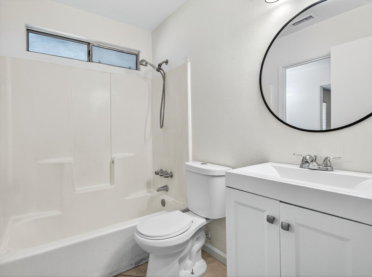 Detail Gallery Image 24 of 34 For 129 Kiwi St, Los Banos,  CA 93635 - 3 Beds | 1/1 Baths