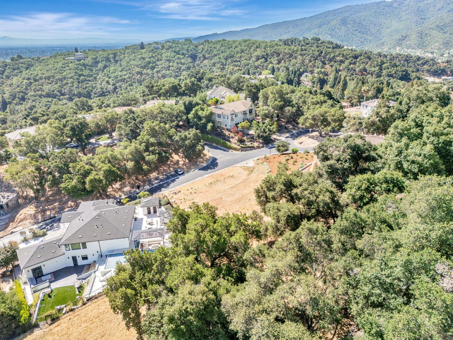 Detail Gallery Image 10 of 26 For 8745 Wild Iris Dr, Gilroy,  CA 95020 - – Beds | – Baths