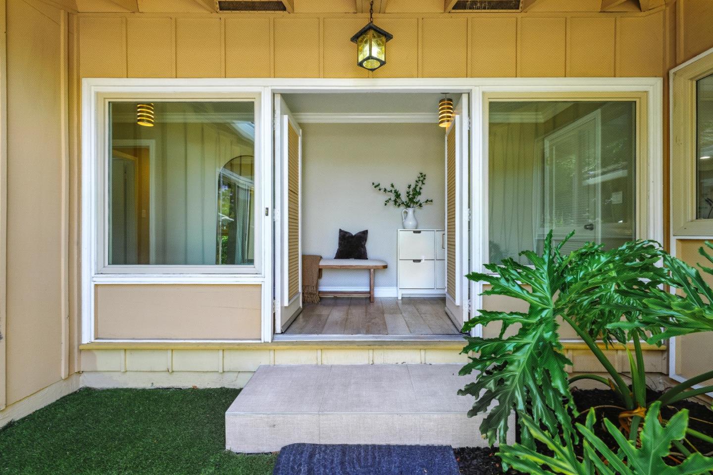 Detail Gallery Image 5 of 60 For 2230 Crocker Way, Santa Clara,  CA 95051 - 4 Beds | 2 Baths