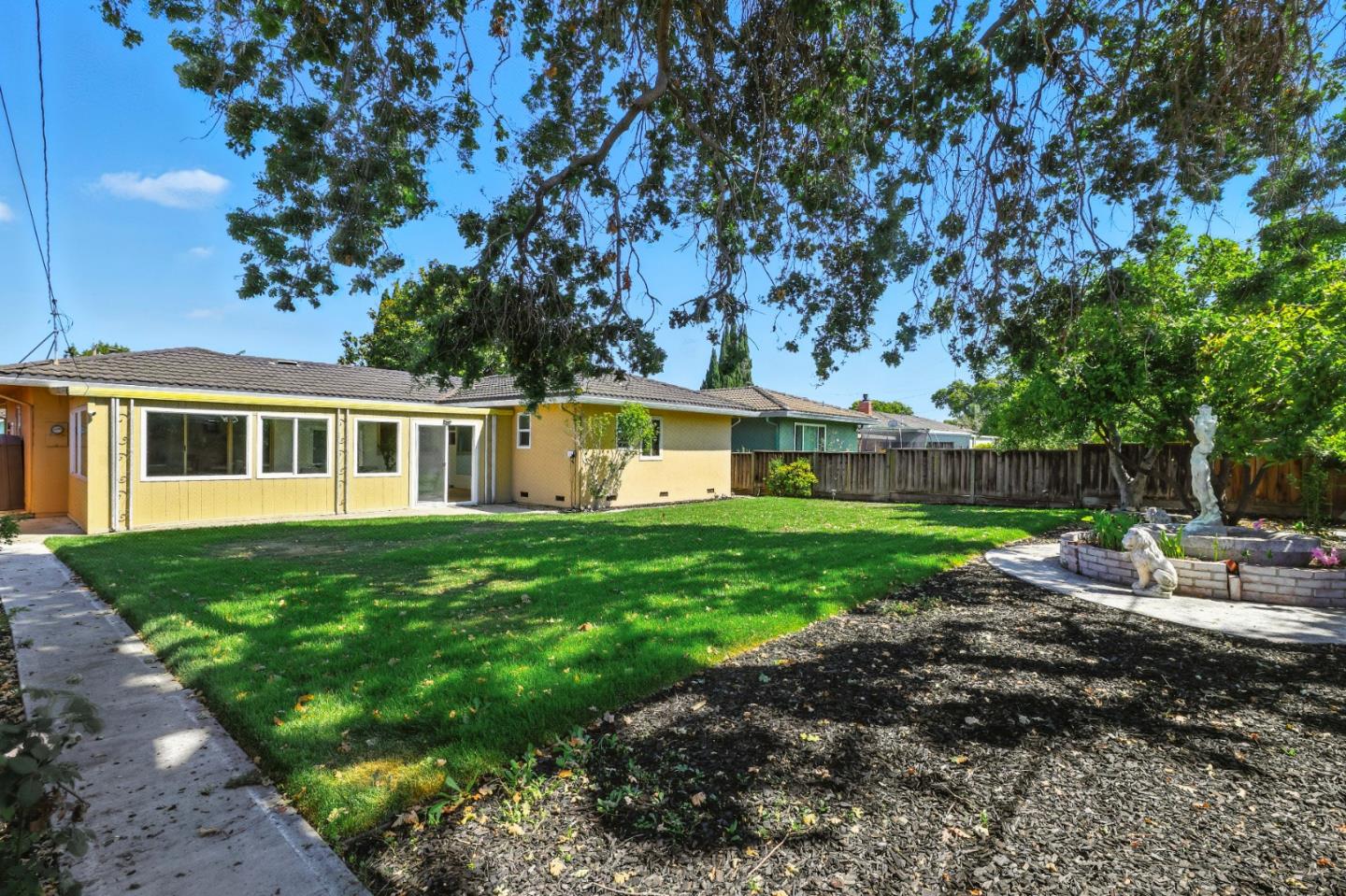 Detail Gallery Image 51 of 60 For 2230 Crocker Way, Santa Clara,  CA 95051 - 4 Beds | 2 Baths