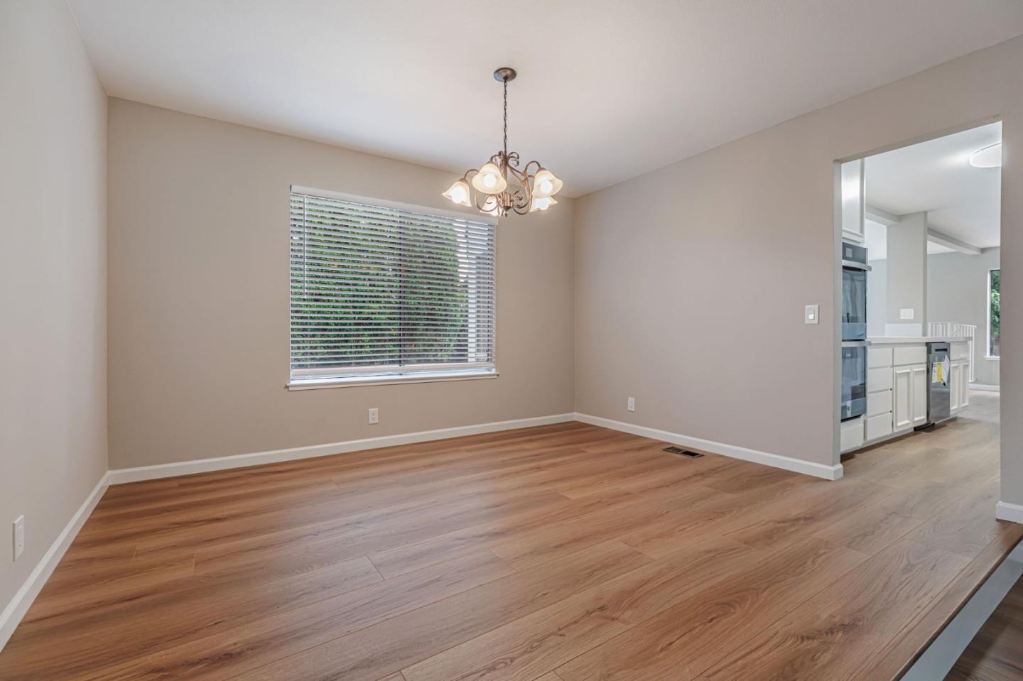 Detail Gallery Image 28 of 71 For 6441 Cottle Rd, San Jose,  CA 95123 - 4 Beds | 2/1 Baths