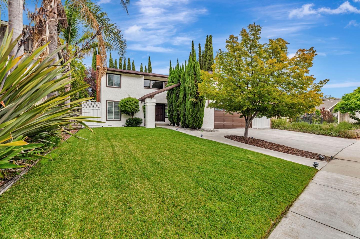 Detail Gallery Image 3 of 71 For 6441 Cottle Rd, San Jose,  CA 95123 - 4 Beds | 2/1 Baths