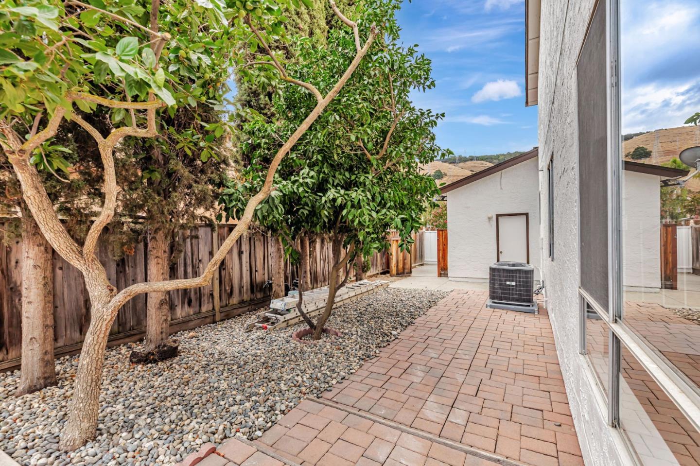 Detail Gallery Image 56 of 71 For 6441 Cottle Rd, San Jose,  CA 95123 - 4 Beds | 2/1 Baths