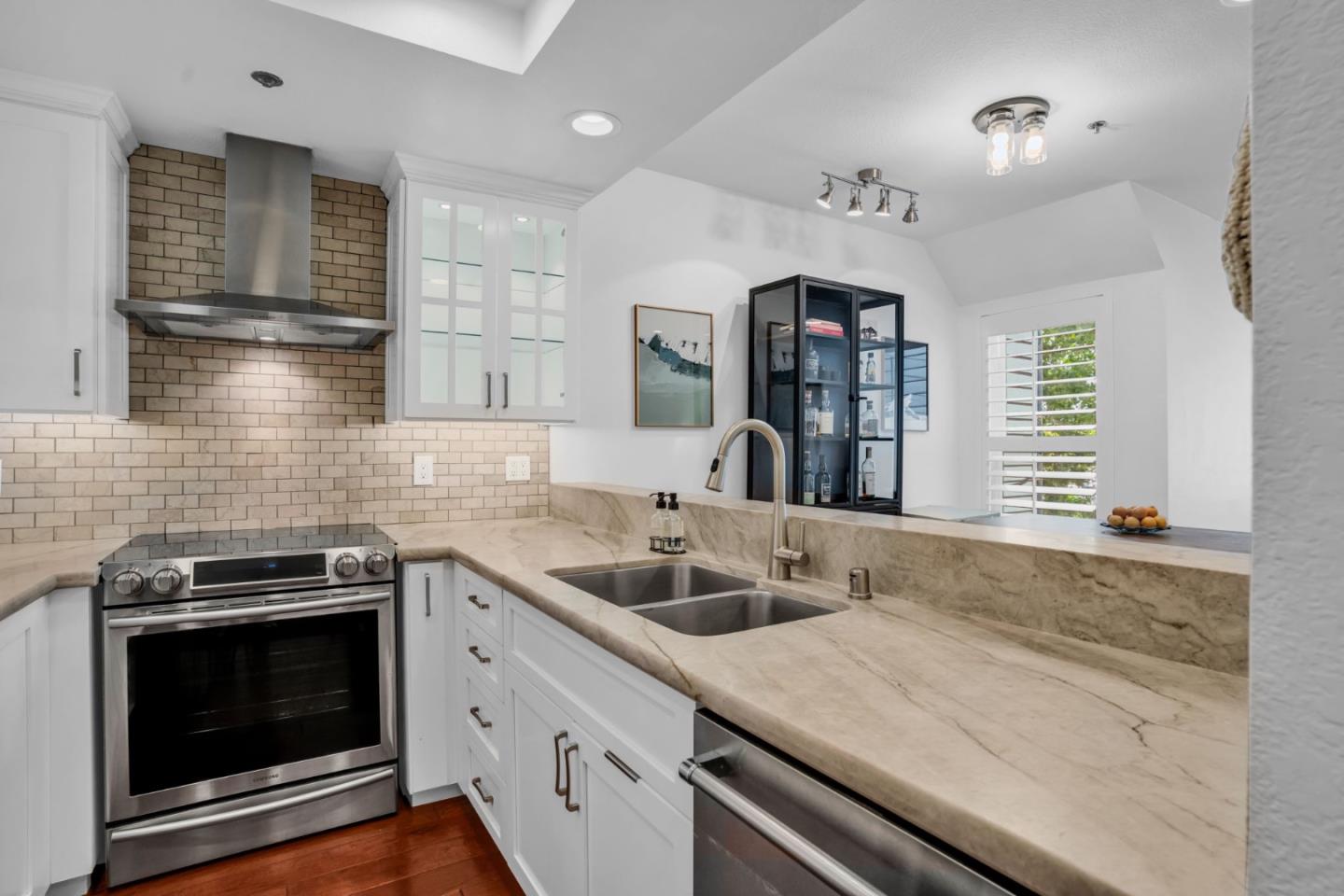 Detail Gallery Image 10 of 36 For 411 Park Ave #240,  San Jose,  CA 95110 - 2 Beds | 2 Baths