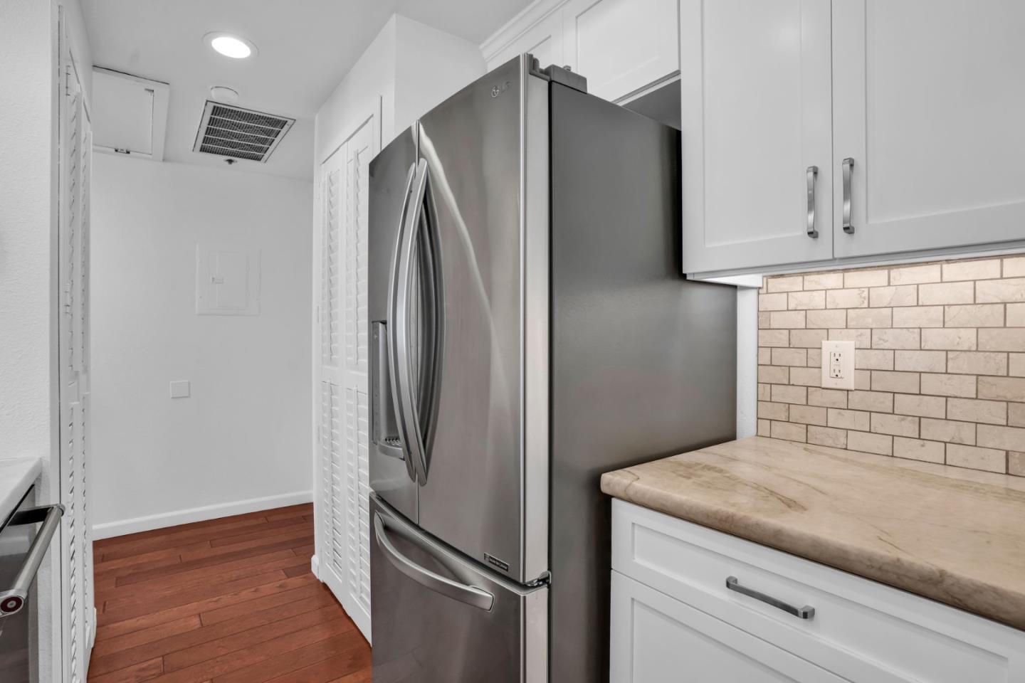 Detail Gallery Image 13 of 36 For 411 Park Ave #240,  San Jose,  CA 95110 - 2 Beds | 2 Baths