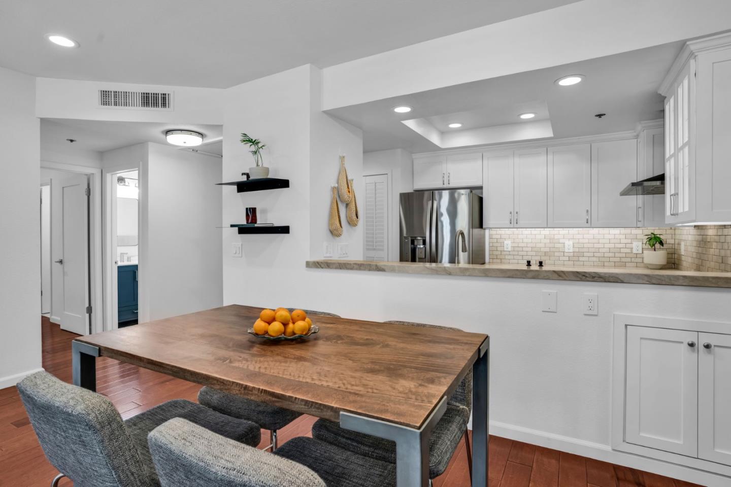 Detail Gallery Image 6 of 36 For 411 Park Ave #240,  San Jose,  CA 95110 - 2 Beds | 2 Baths