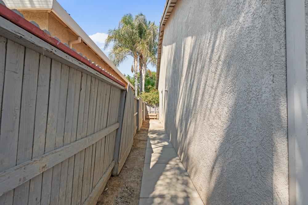 Detail Gallery Image 45 of 47 For 256 Murano St, Los Banos,  CA 93635 - 4 Beds | 2 Baths