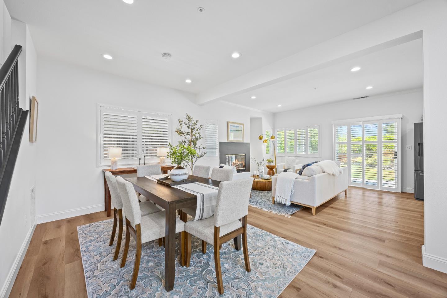 Detail Gallery Image 10 of 59 For 25365 Jasmine Ct, Salinas,  CA 93908 - 3 Beds | 2/1 Baths