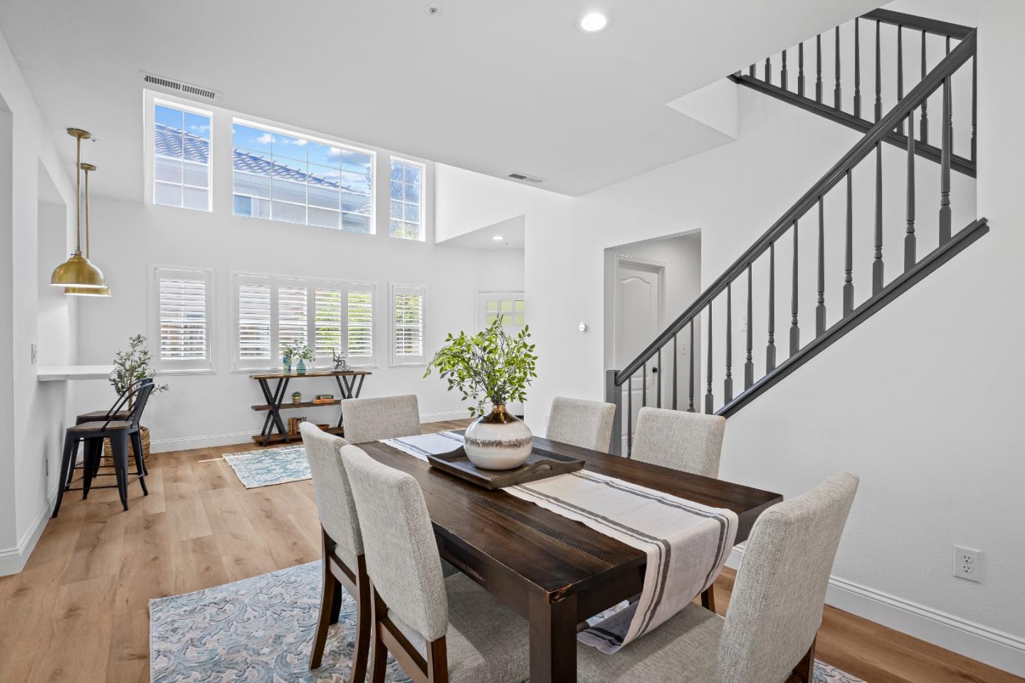 Detail Gallery Image 13 of 59 For 25365 Jasmine Ct, Salinas,  CA 93908 - 3 Beds | 2/1 Baths