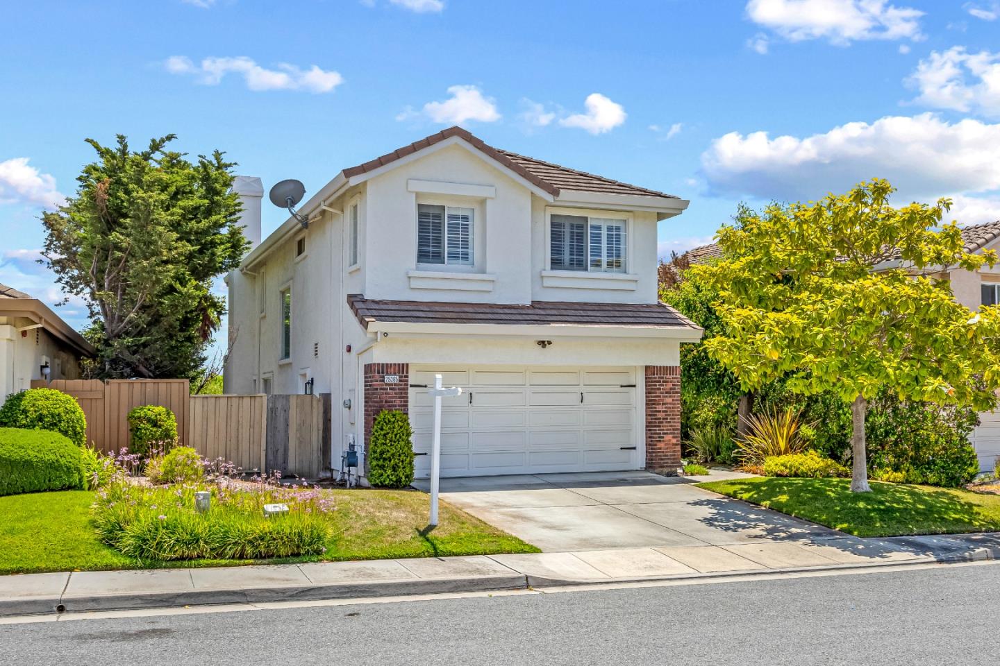 Detail Gallery Image 2 of 59 For 25365 Jasmine Ct, Salinas,  CA 93908 - 3 Beds | 2/1 Baths