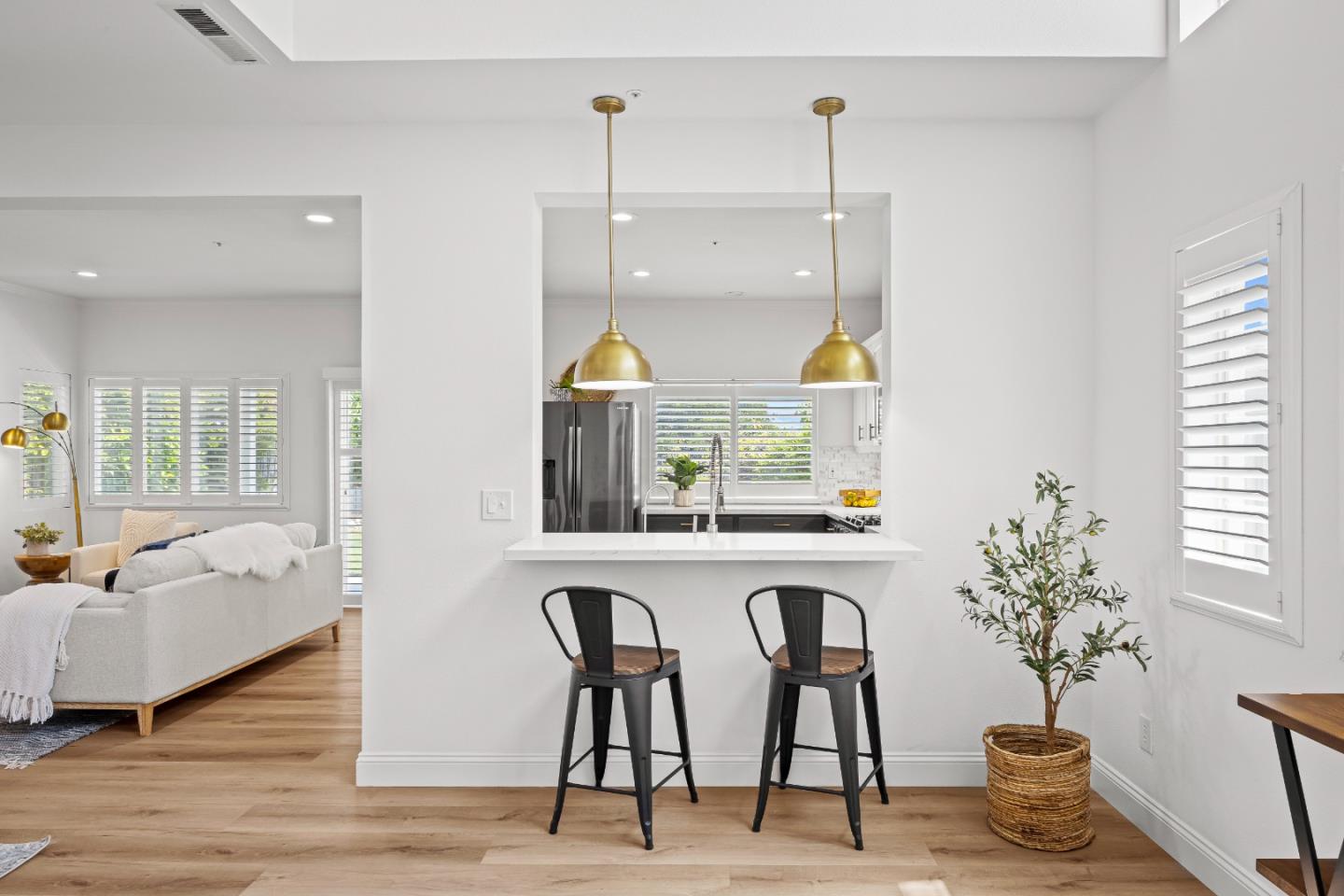 Detail Gallery Image 25 of 59 For 25365 Jasmine Ct, Salinas,  CA 93908 - 3 Beds | 2/1 Baths