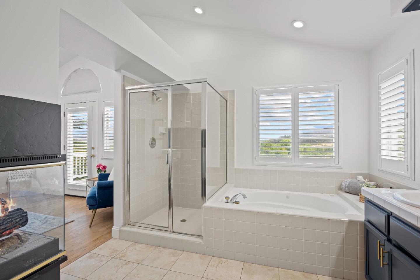 Detail Gallery Image 33 of 59 For 25365 Jasmine Ct, Salinas,  CA 93908 - 3 Beds | 2/1 Baths