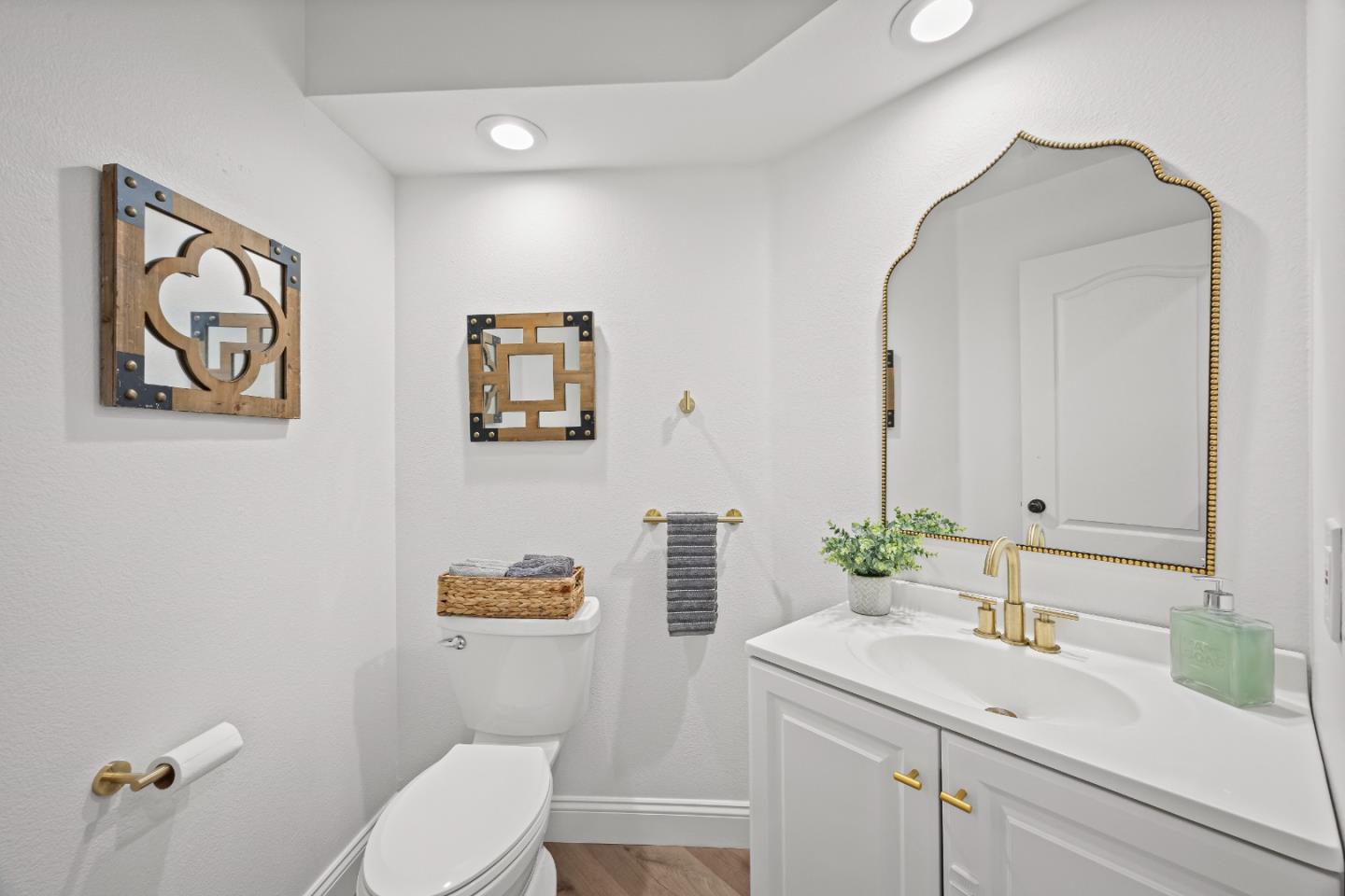 Detail Gallery Image 45 of 59 For 25365 Jasmine Ct, Salinas,  CA 93908 - 3 Beds | 2/1 Baths