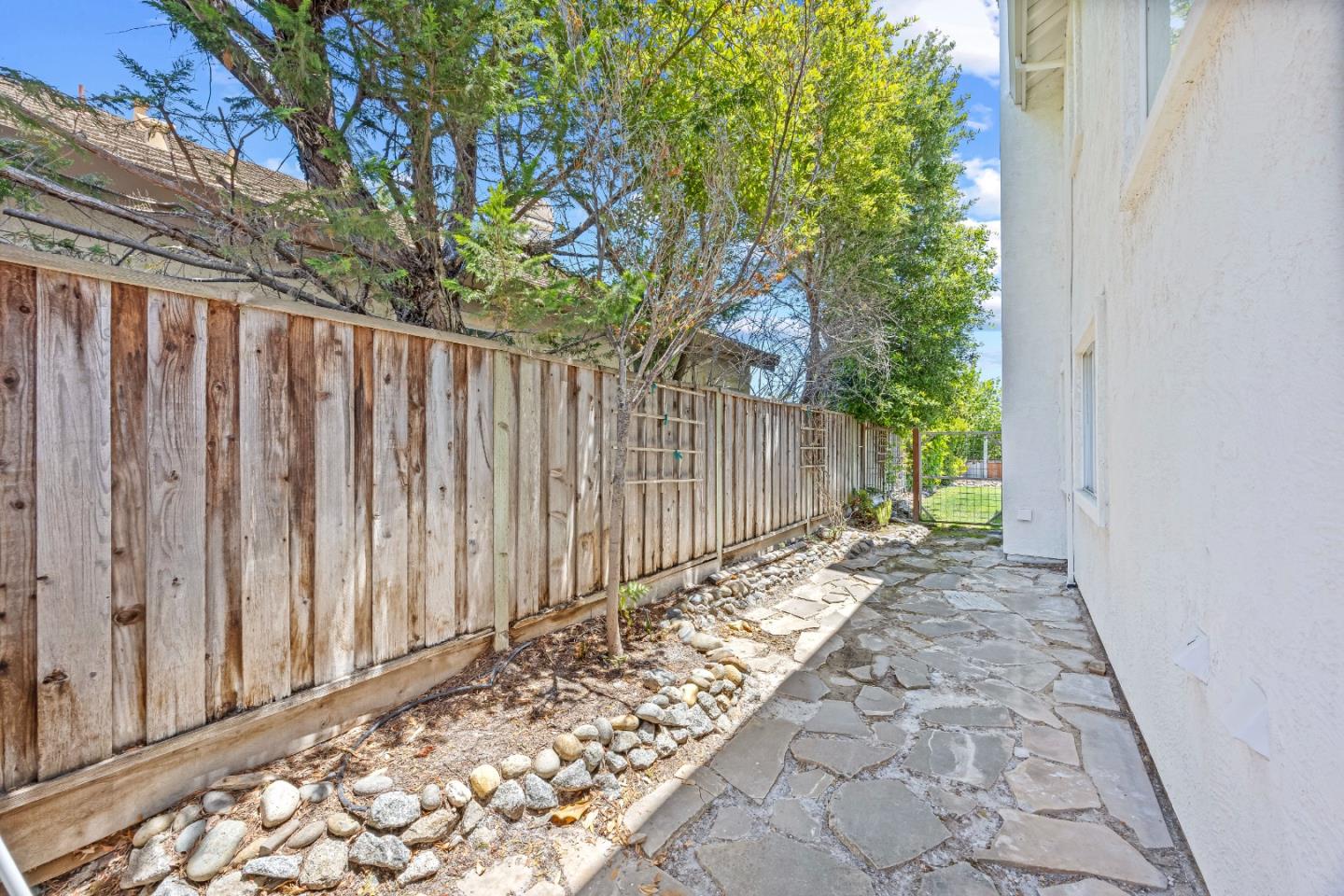 Detail Gallery Image 49 of 59 For 25365 Jasmine Ct, Salinas,  CA 93908 - 3 Beds | 2/1 Baths