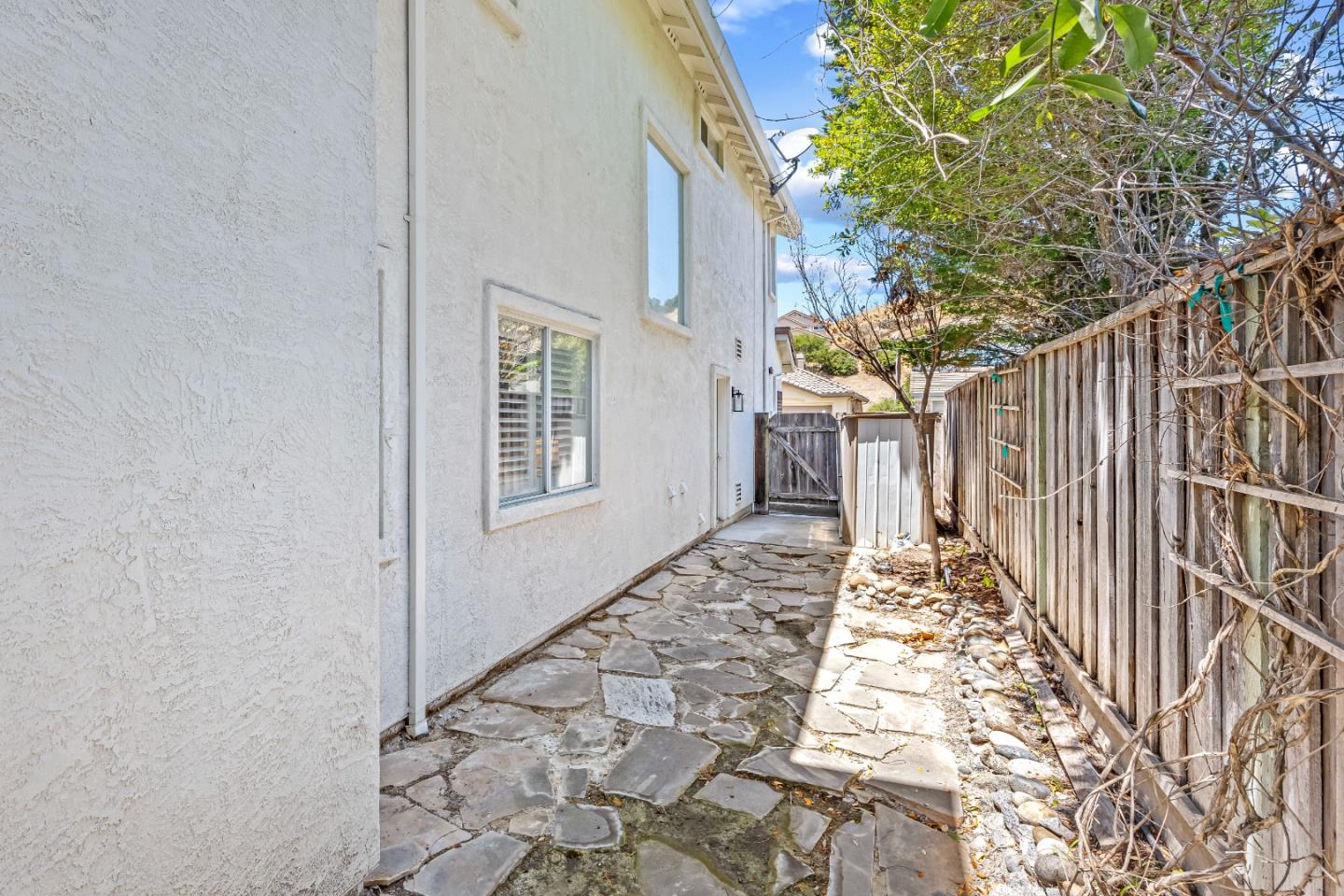 Detail Gallery Image 50 of 59 For 25365 Jasmine Ct, Salinas,  CA 93908 - 3 Beds | 2/1 Baths