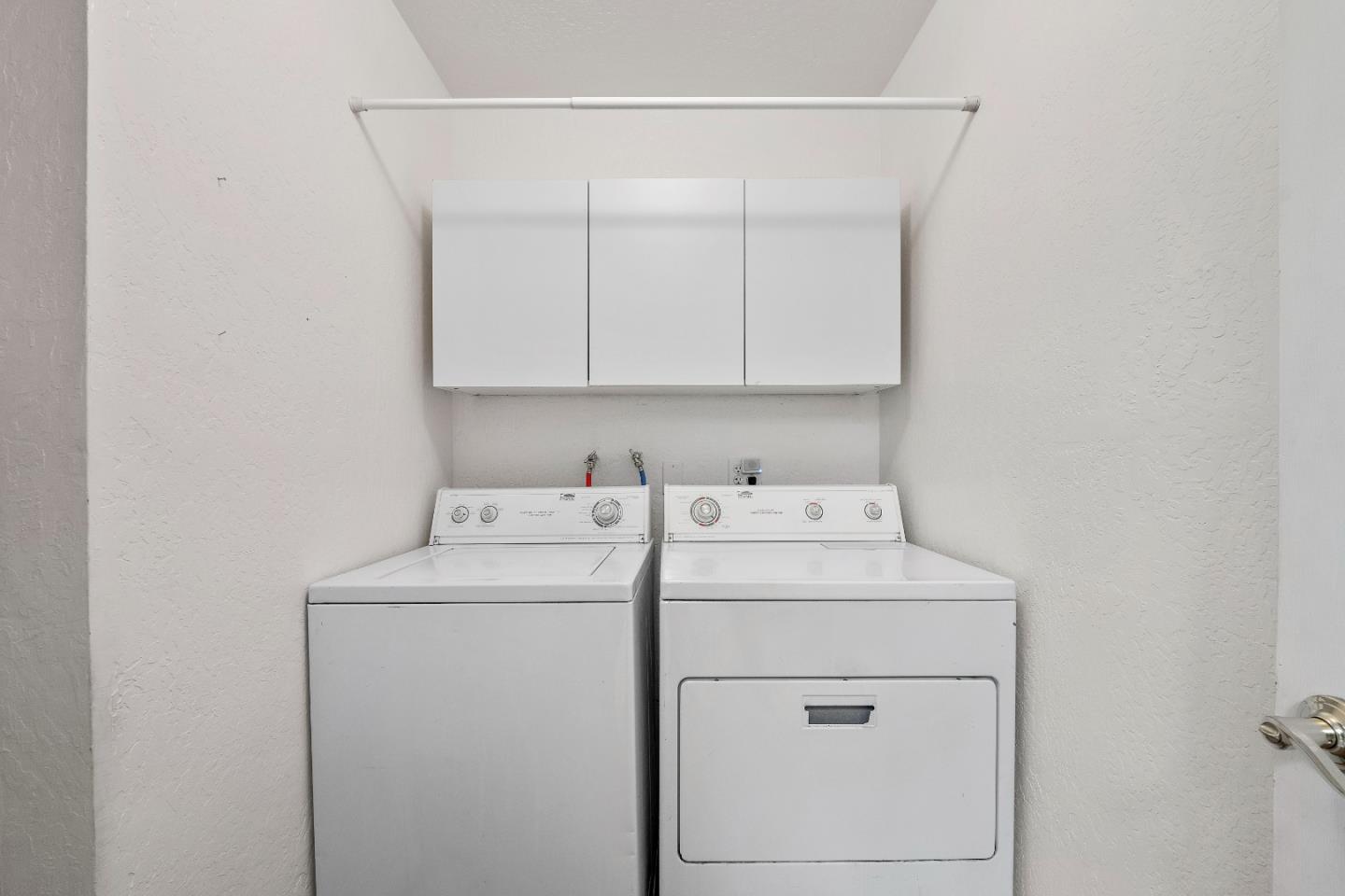 Detail Gallery Image 11 of 43 For 708 Blackfoot Ct, San Jose,  CA 95123 - 4 Beds | 2/1 Baths