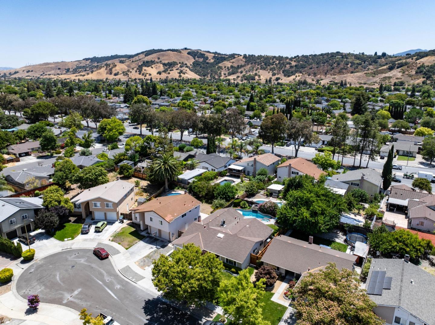 Detail Gallery Image 42 of 43 For 708 Blackfoot Ct, San Jose,  CA 95123 - 4 Beds | 2/1 Baths