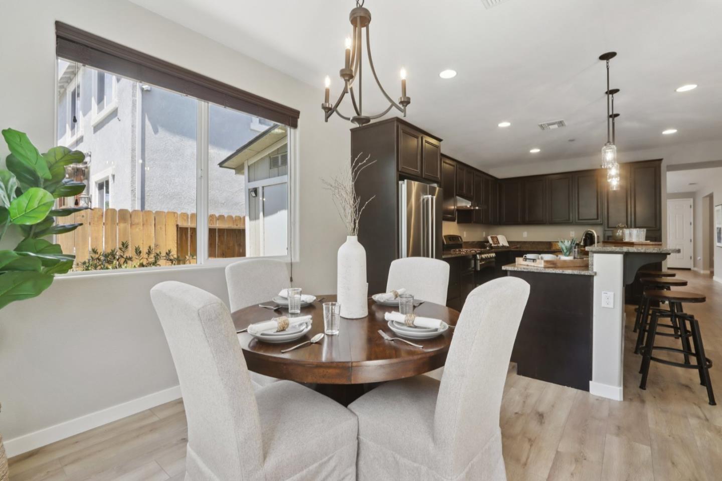 Detail Gallery Image 17 of 32 For 812 Geronimo St, Gilroy,  CA 95020 - 4 Beds | 2 Baths