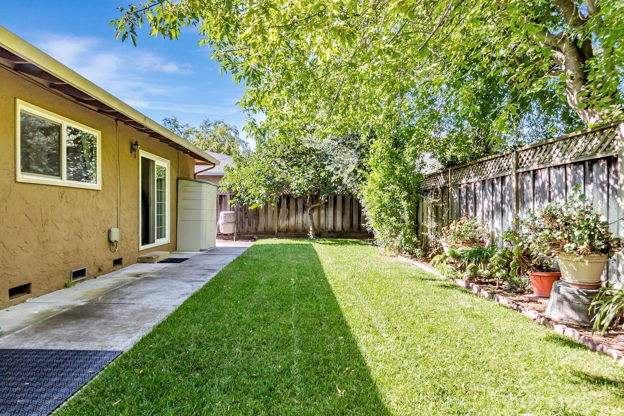 Detail Gallery Image 19 of 34 For 5687 Beswick Dr, San Jose,  CA 95123 - – Beds | – Baths