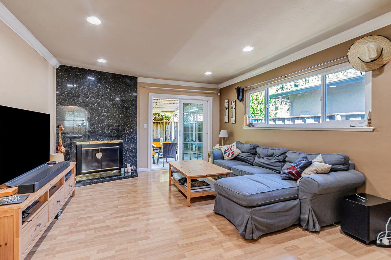 Detail Gallery Image 3 of 34 For 5687 Beswick Dr, San Jose,  CA 95123 - – Beds | – Baths