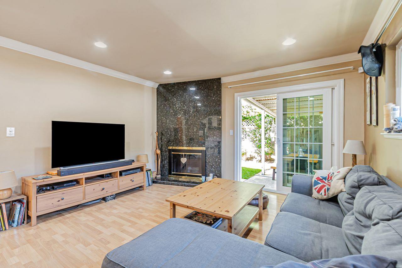 Detail Gallery Image 4 of 34 For 5687 Beswick Dr, San Jose,  CA 95123 - – Beds | – Baths