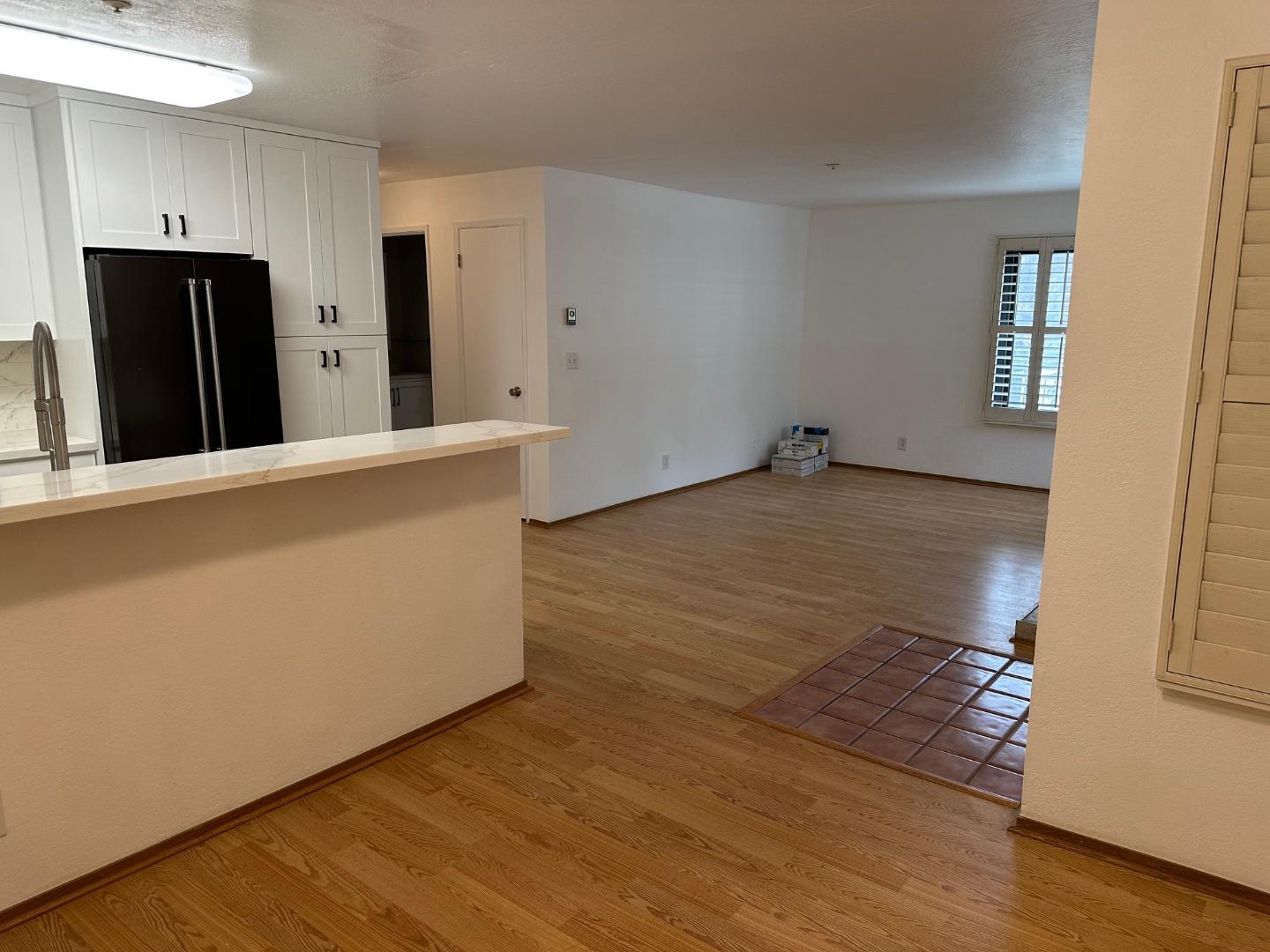 Detail Gallery Image 17 of 48 For 808 Red Leaf Ct, San Francisco,  CA 94134 - 2 Beds | 2 Baths