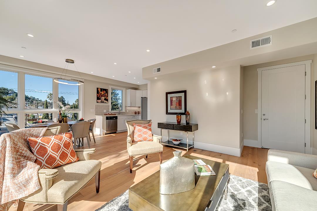Detail Gallery Image 3 of 38 For 1667 San Carlos Ave #301,  San Carlos,  CA 94070 - 2 Beds | 2 Baths
