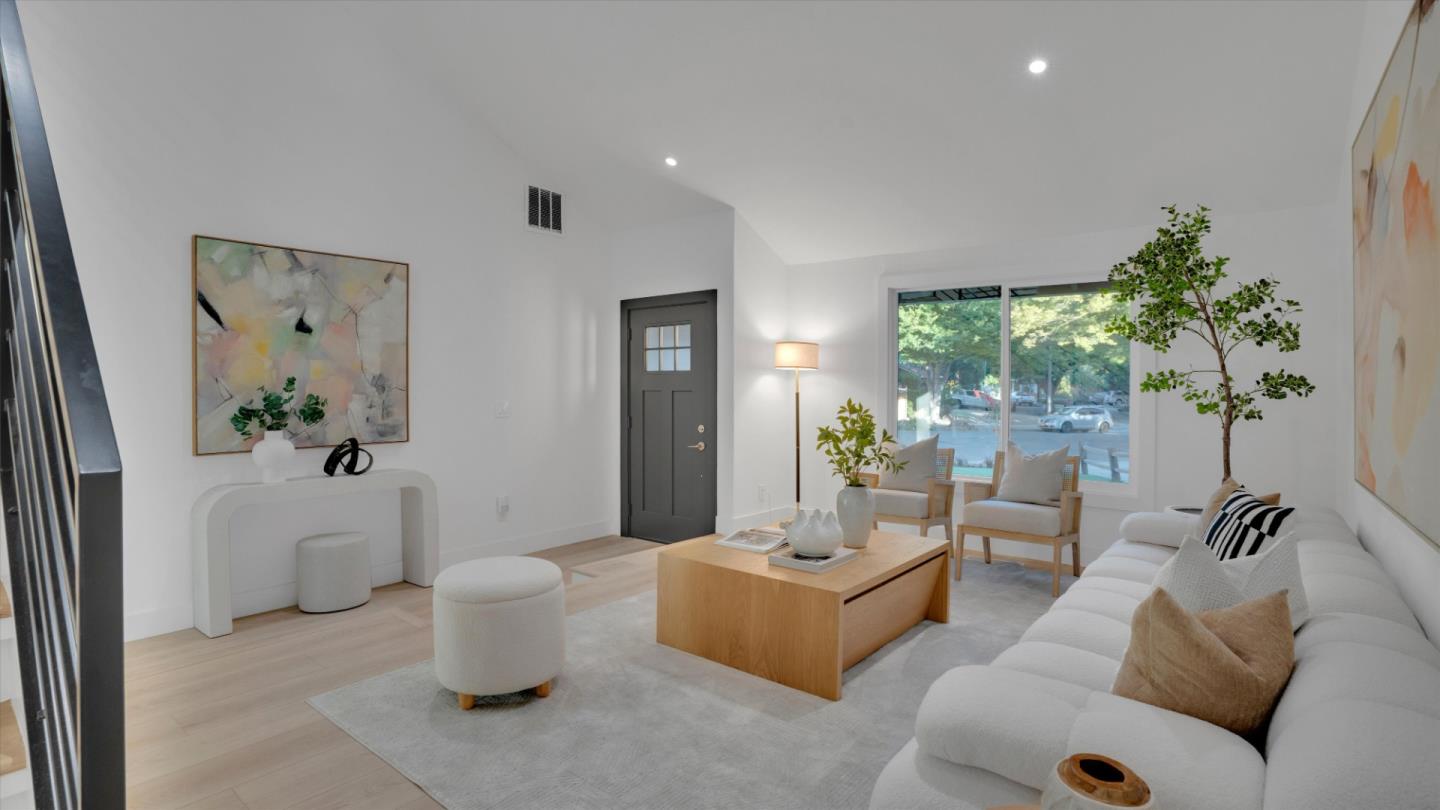 Detail Gallery Image 4 of 27 For 461 Mccamish Ct, San Jose,  CA 95123 - 4 Beds | 2 Baths