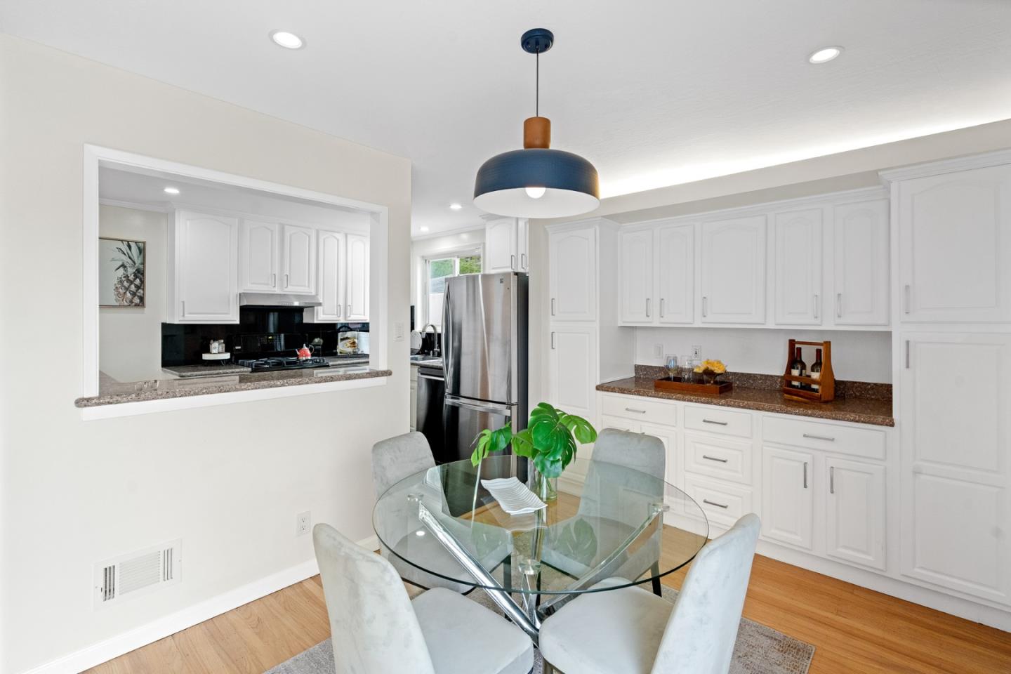 Detail Gallery Image 28 of 56 For 16 Canterbury Ave, Daly City,  CA 94015 - 4 Beds | 2 Baths