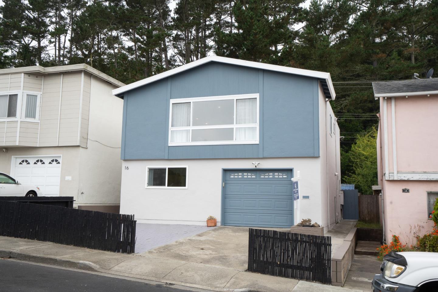 Detail Gallery Image 8 of 56 For 16 Canterbury Ave, Daly City,  CA 94015 - 4 Beds | 2 Baths