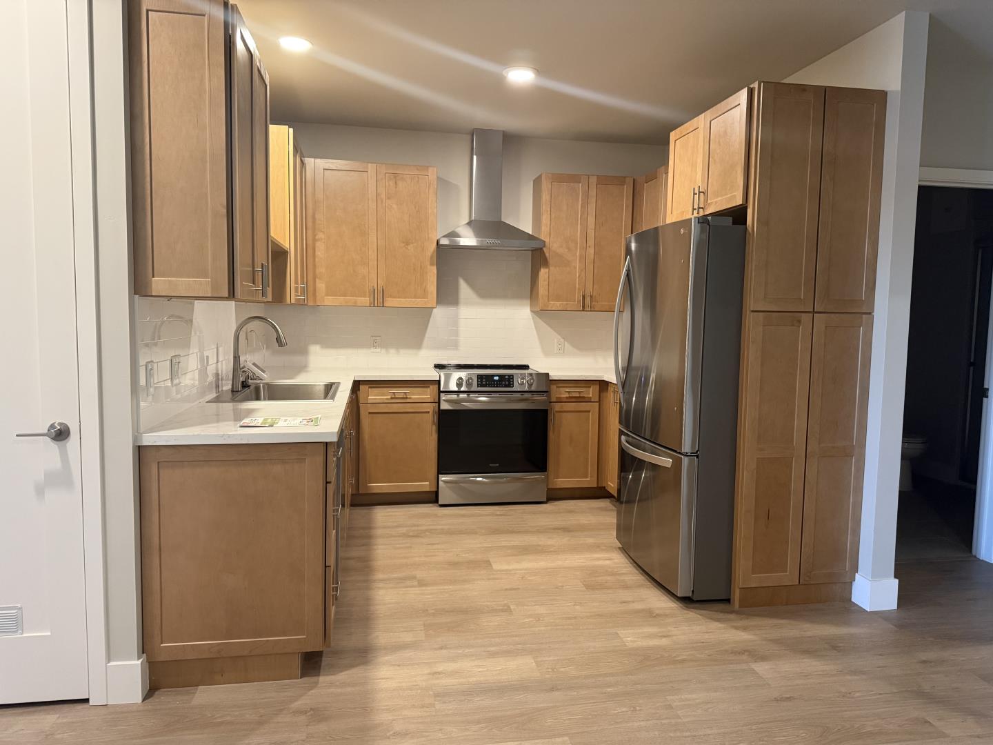 Detail Gallery Image 6 of 15 For 400 San Benito St #209,  Hollister,  CA 95023 - 1 Beds | 1 Baths