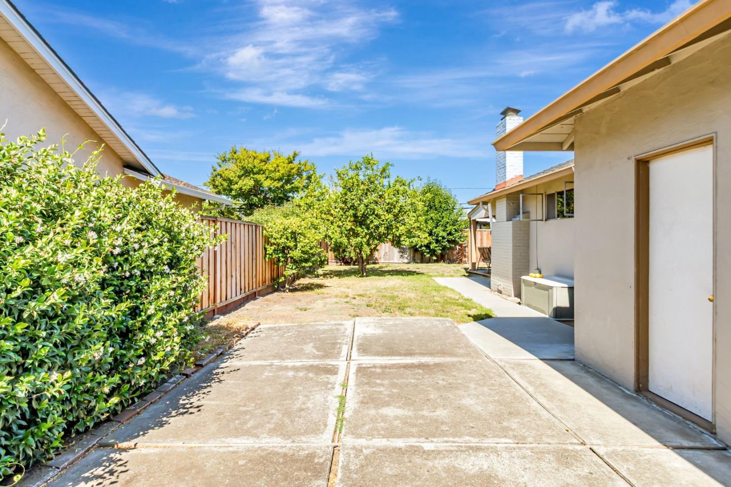 Detail Gallery Image 18 of 38 For 2905 Cambridge Dr, San Jose,  CA 95125 - 3 Beds | 2/1 Baths