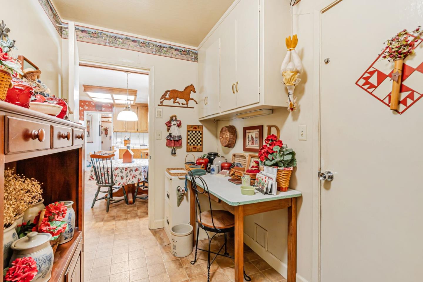 Detail Gallery Image 34 of 38 For 2905 Cambridge Dr, San Jose,  CA 95125 - 3 Beds | 2/1 Baths