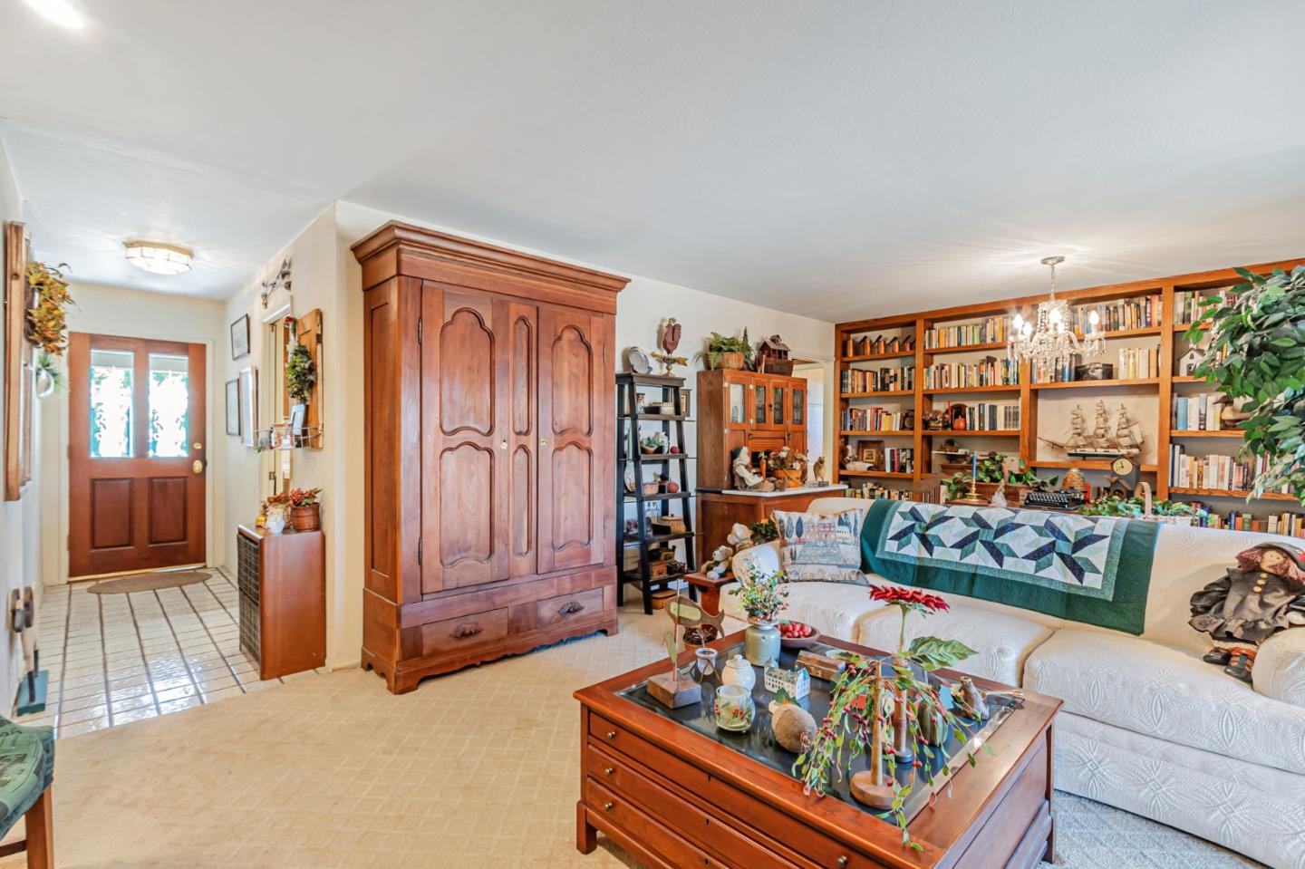 Detail Gallery Image 7 of 38 For 2905 Cambridge Dr, San Jose,  CA 95125 - 3 Beds | 2/1 Baths