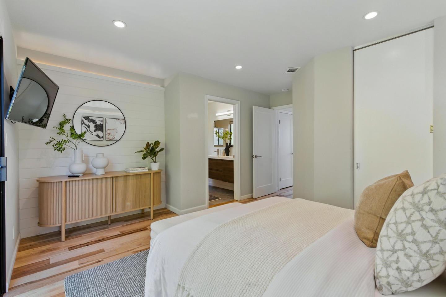 Detail Gallery Image 25 of 35 For 16308 Miramar Pl, San Leandro,  CA 94578 - 3 Beds | 3 Baths