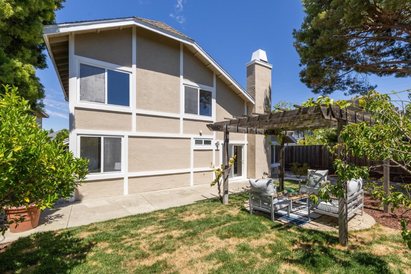 Detail Gallery Image 102 of 114 For 704 Prescott Ln, Foster City,  CA 94404 - 4 Beds | 3 Baths