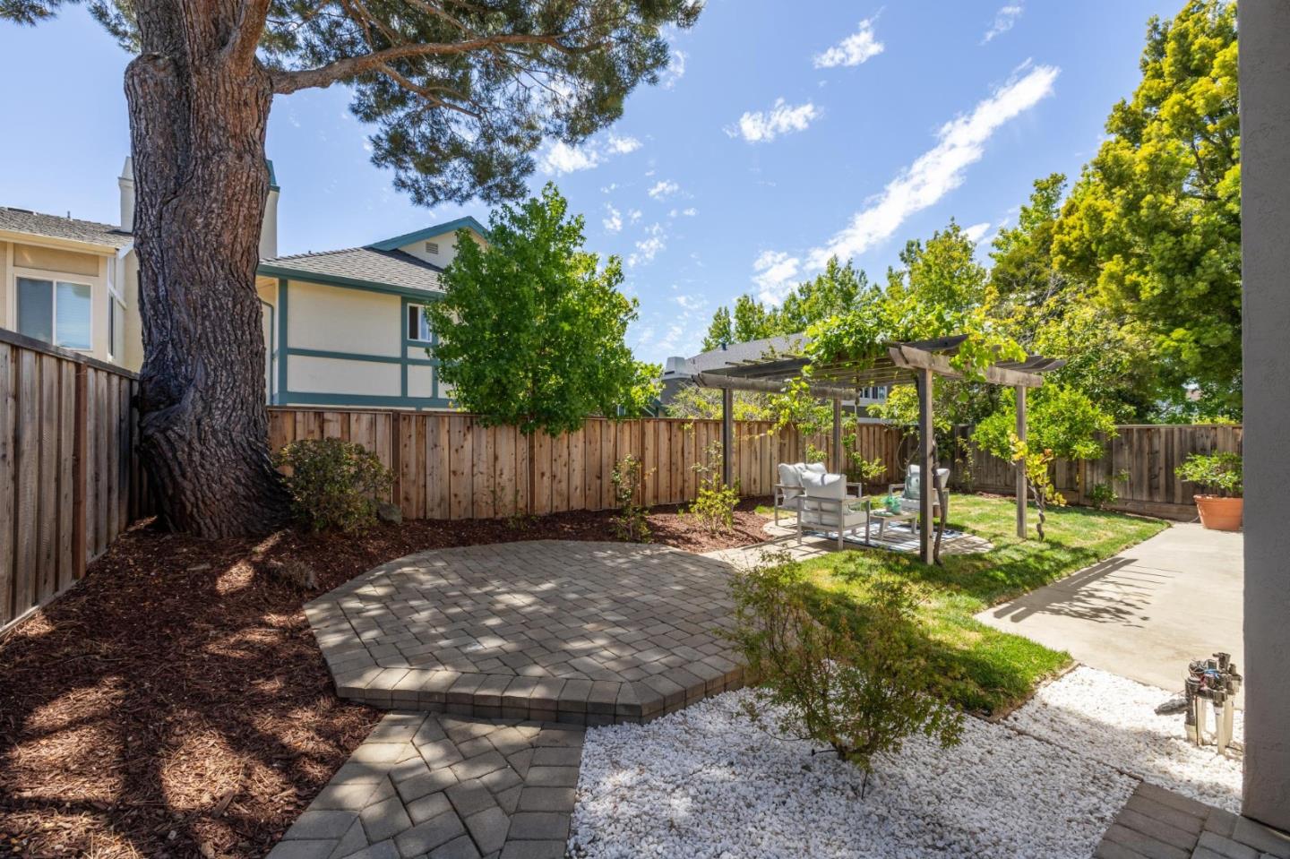 Detail Gallery Image 106 of 114 For 704 Prescott Ln, Foster City,  CA 94404 - 4 Beds | 3 Baths