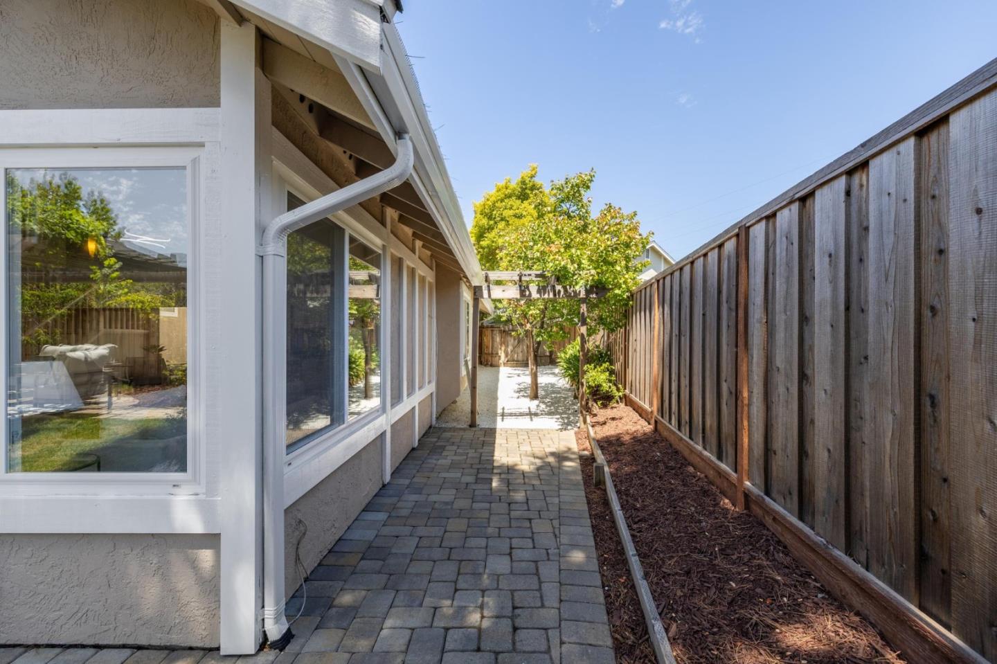 Detail Gallery Image 108 of 114 For 704 Prescott Ln, Foster City,  CA 94404 - 4 Beds | 3 Baths