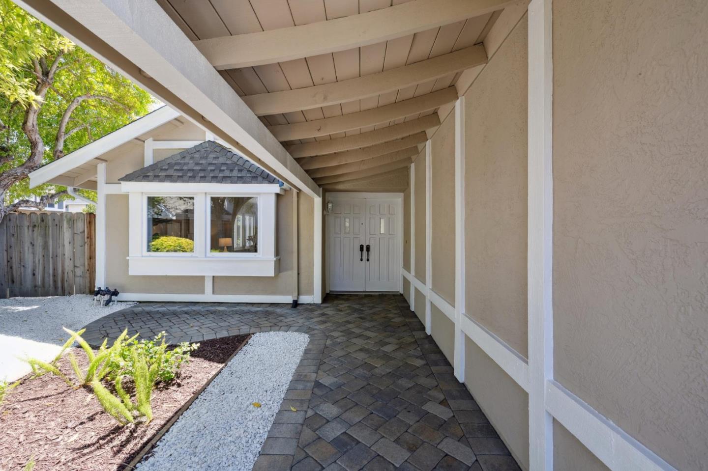 Detail Gallery Image 11 of 114 For 704 Prescott Ln, Foster City,  CA 94404 - 4 Beds | 3 Baths