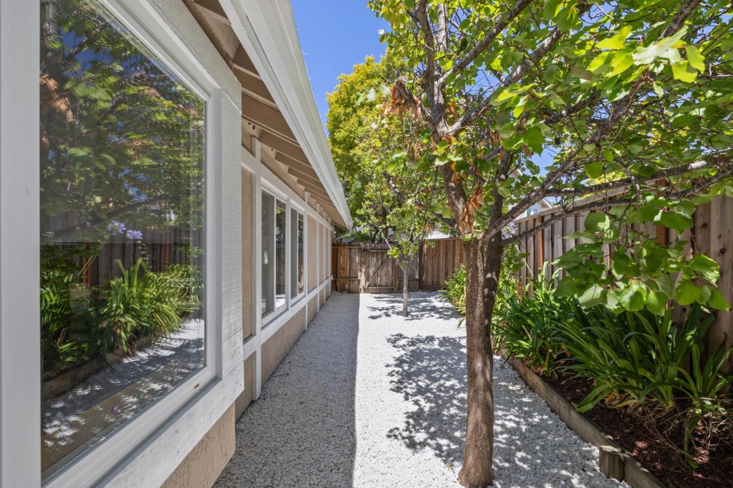 Detail Gallery Image 110 of 114 For 704 Prescott Ln, Foster City,  CA 94404 - 4 Beds | 3 Baths