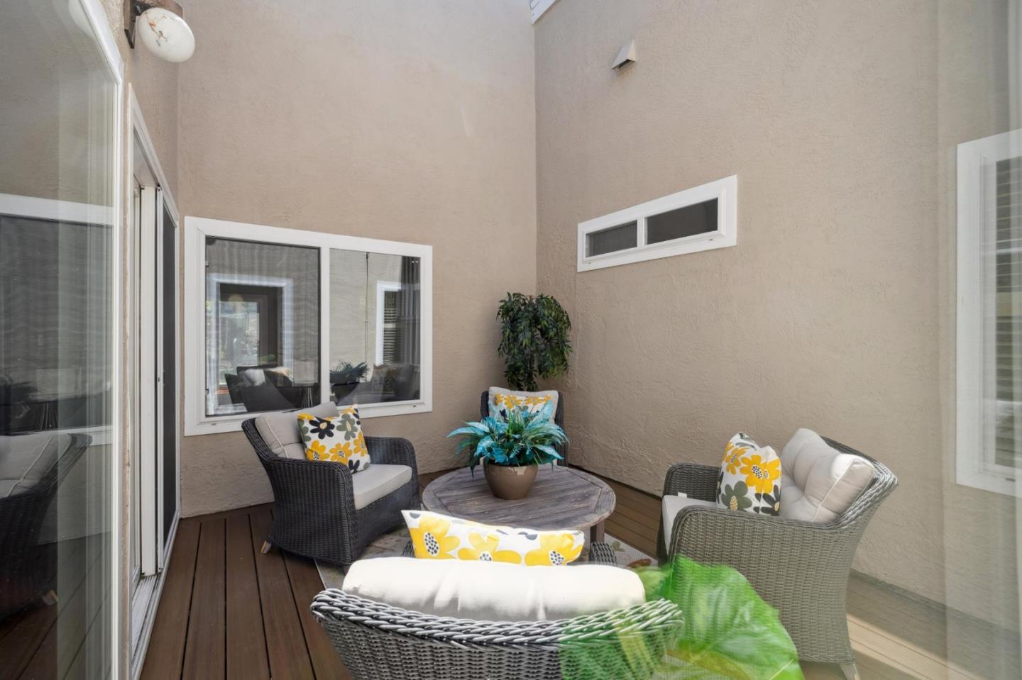 Detail Gallery Image 28 of 114 For 704 Prescott Ln, Foster City,  CA 94404 - 4 Beds | 3 Baths