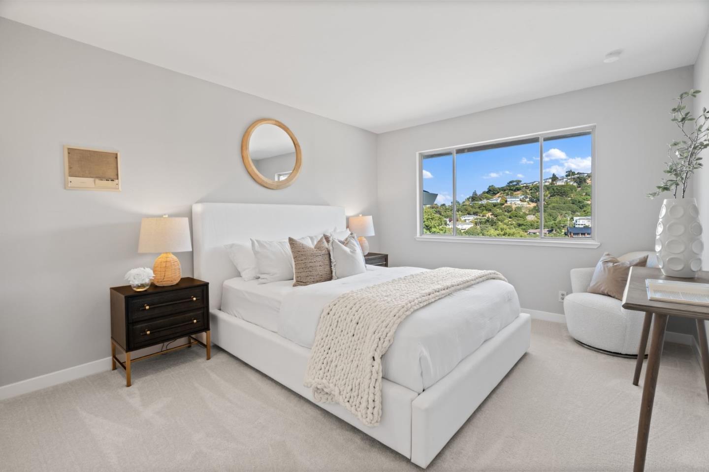 Detail Gallery Image 22 of 40 For 942 Viewridge Dr, San Mateo,  CA 94403 - 4 Beds | 2/1 Baths