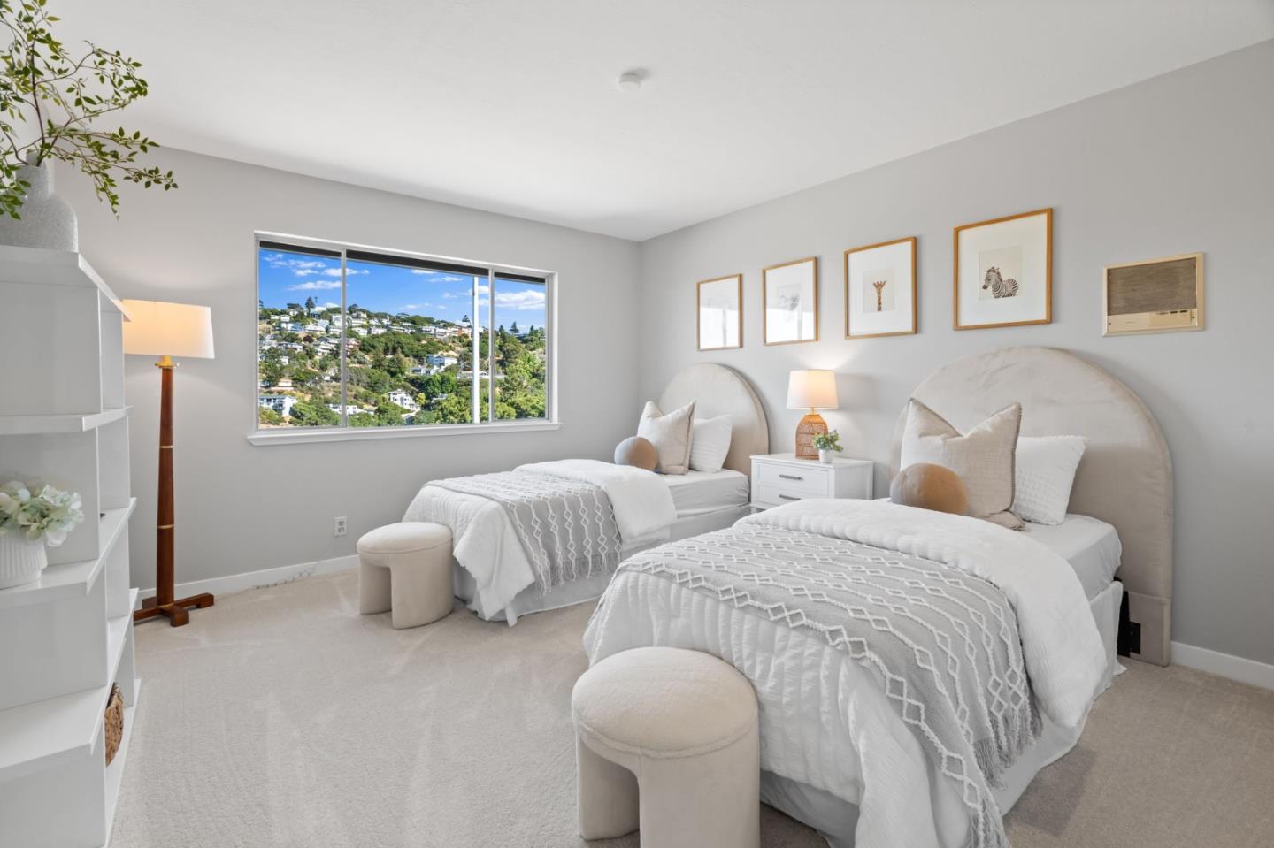 Detail Gallery Image 24 of 40 For 942 Viewridge Dr, San Mateo,  CA 94403 - 4 Beds | 2/1 Baths